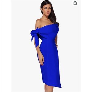 HP✨ BLUE STRAPLESS DRESS💙